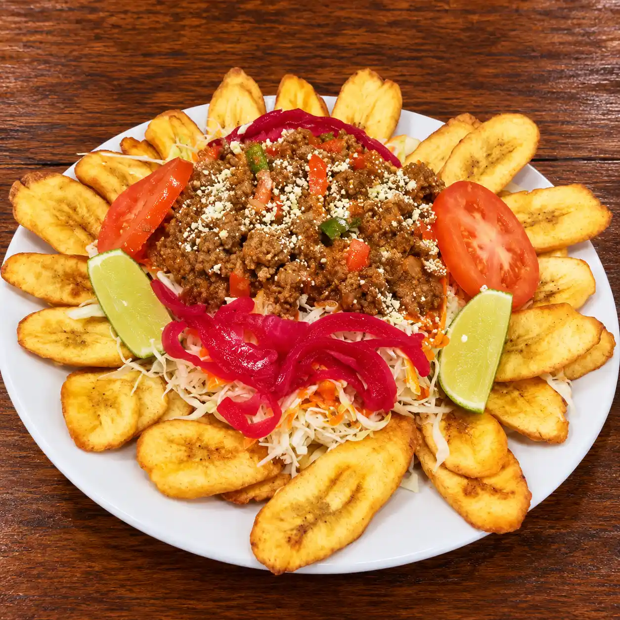 Carne Molida con Tajadas