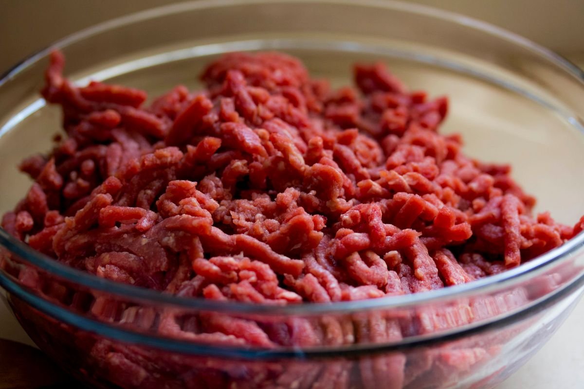 Representative photo of freshly ground beef in a bowl.